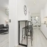 Business Mokotow By Renters Warschau