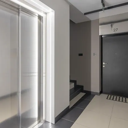 Business Mokotow By Renters * 华沙